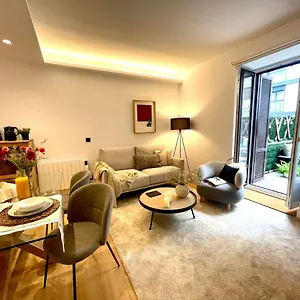  Apartment Mentura Centro De Parking Free Spain